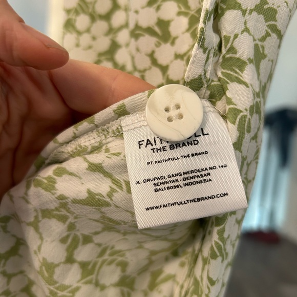 Faithfull the Brand Marta floral wrap midi dress - Picture 6 of 6